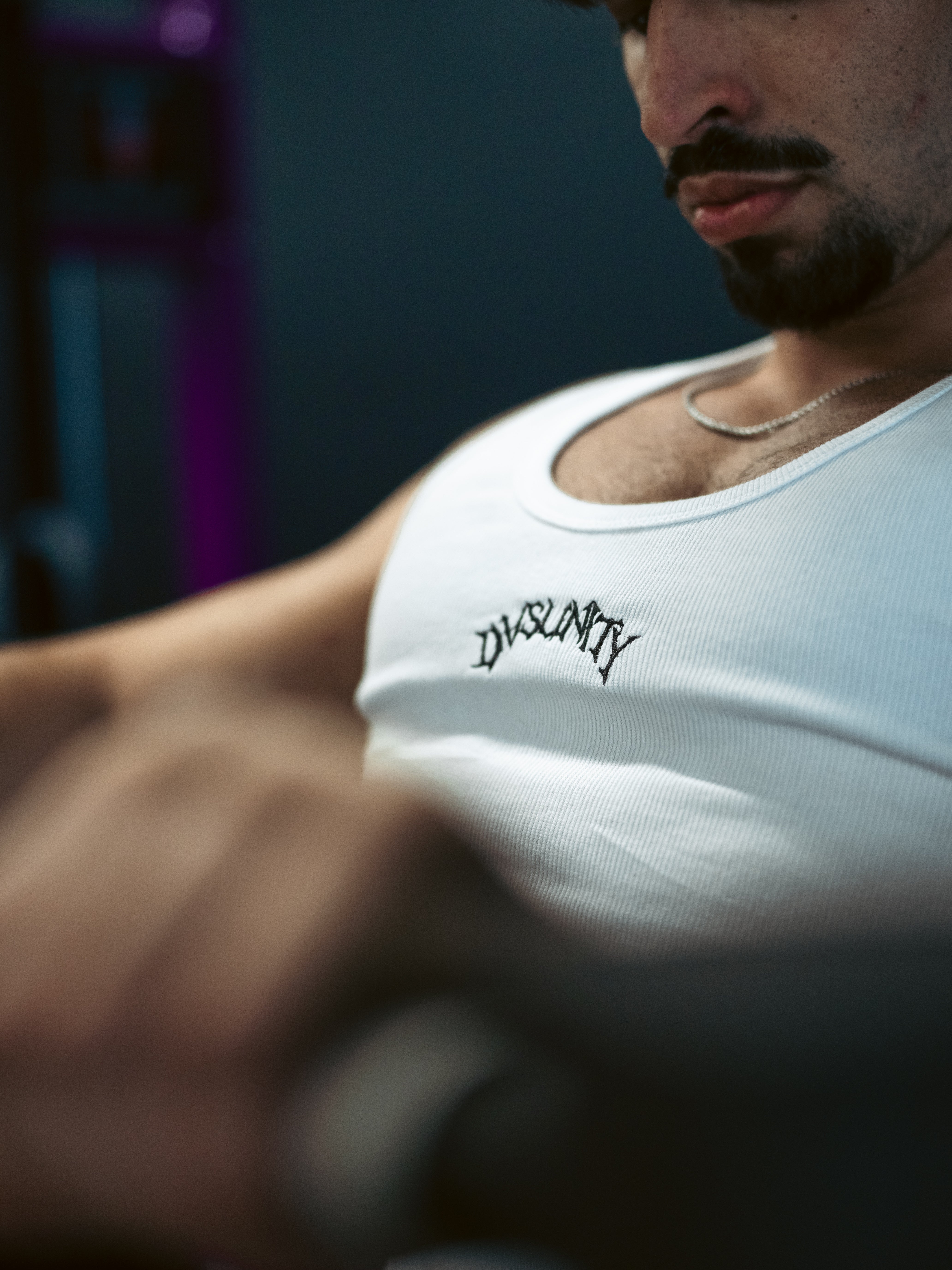 DASUNITY WHITE TANK TOP